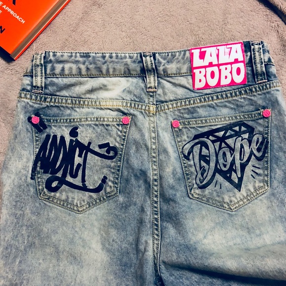 Lalabobo Statement Boyfriend/Mom Jeans - Picture 6 of 8